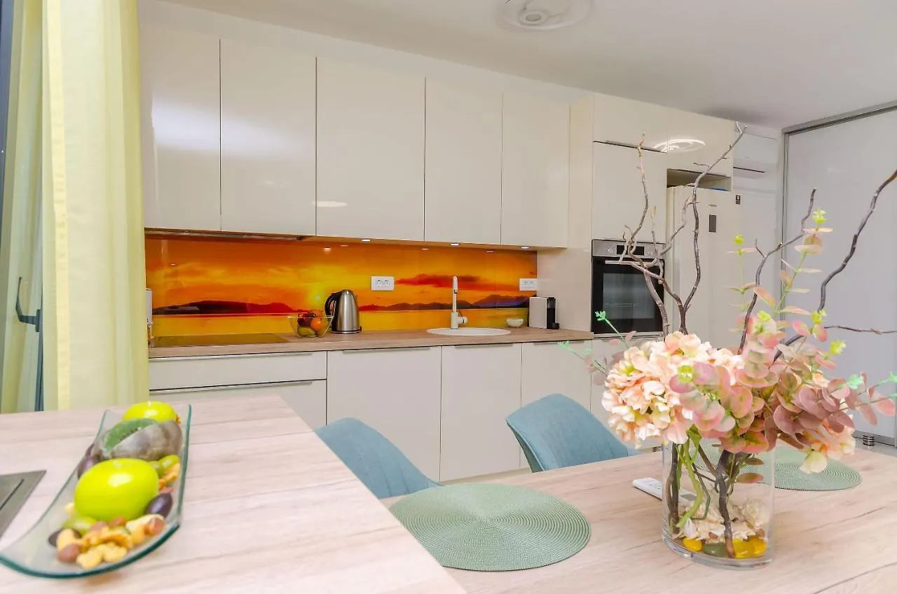 Apartment Linda 特罗吉尔